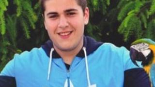 Във втория ден на траур Бяла се прощава с 18-годишния Алекс 