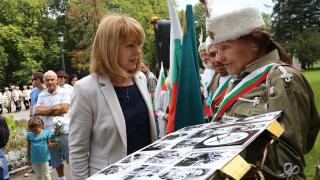 Фоторепортаж в БЛИЦ! София почете 180-годишнината от рождението на Васил Левски (СНИМКИ)