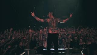 Честър Бенингтън се борил с демони преди смъртта си