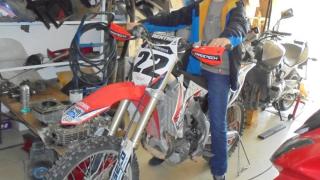 Трагедията е неописуема: Бащата на Крис открил безжизненото му тяло край висока скала! Първите версии за смъртта му са...