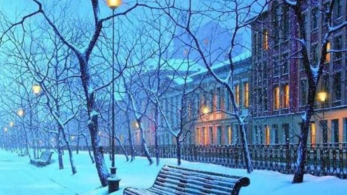 Зимата в Русия дойде! В Санкт Петербург имаше поледица (СНИМКИ)