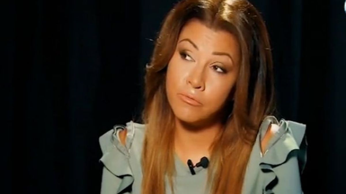 Сани Алекса с най-откровената си изповед! Шведът обиждал страшно българите, а нея наричал ку*ва, от ударите му пяна излизала от устата на певицата
