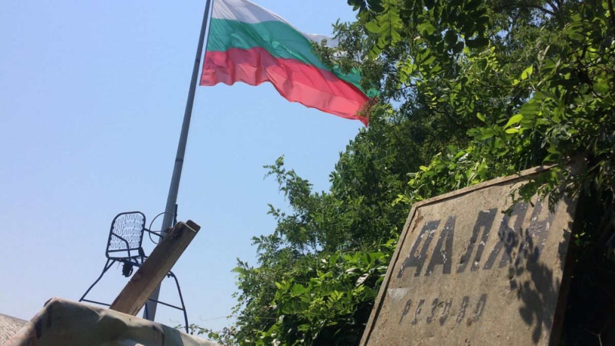 Валери Симеонов нареди да бутнат емблематичен рибарски "капан" в Резово