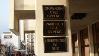 Дърт датчанин удари кьоравото в Бургаско! Тарикатът Курт даде само 100 заема, а спечели 400 бона чисти пари, но после...  