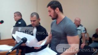 Перата в съда: Вижте тези кадри, ясно личи, че съм нападнат (СНИМКИ/ВИДЕО)