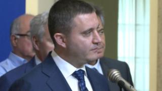 Владислав Горанов с важно съобщение за клас "Прослужено време" след срещата с работодателите!  