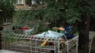 Леденият апокалипсис "Алфред" пак удари София! Небето притъмня и стана страшно (СНИМКИ)