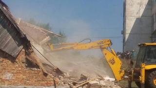 Кметът на Малко Търново показа как се действа с твърда ръка и багери срещу ония роми, които живеят на гърба на държавата (СНИМКИ)