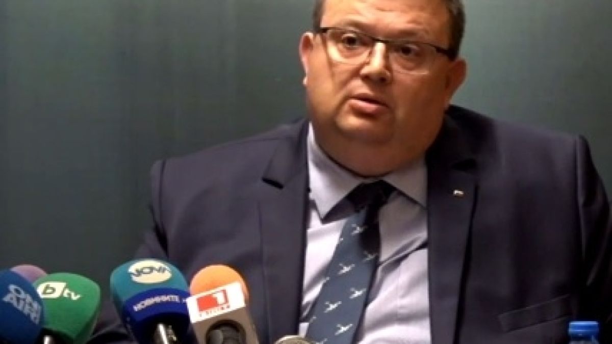 Сотир Цацаров с важни думи за разделянето на ВСС