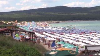 За малко над 23 бона всеки мераклия може да вземе плажа в Приморско! За Златни пясъци ще трябва да се изръси с 1 712 599 лева