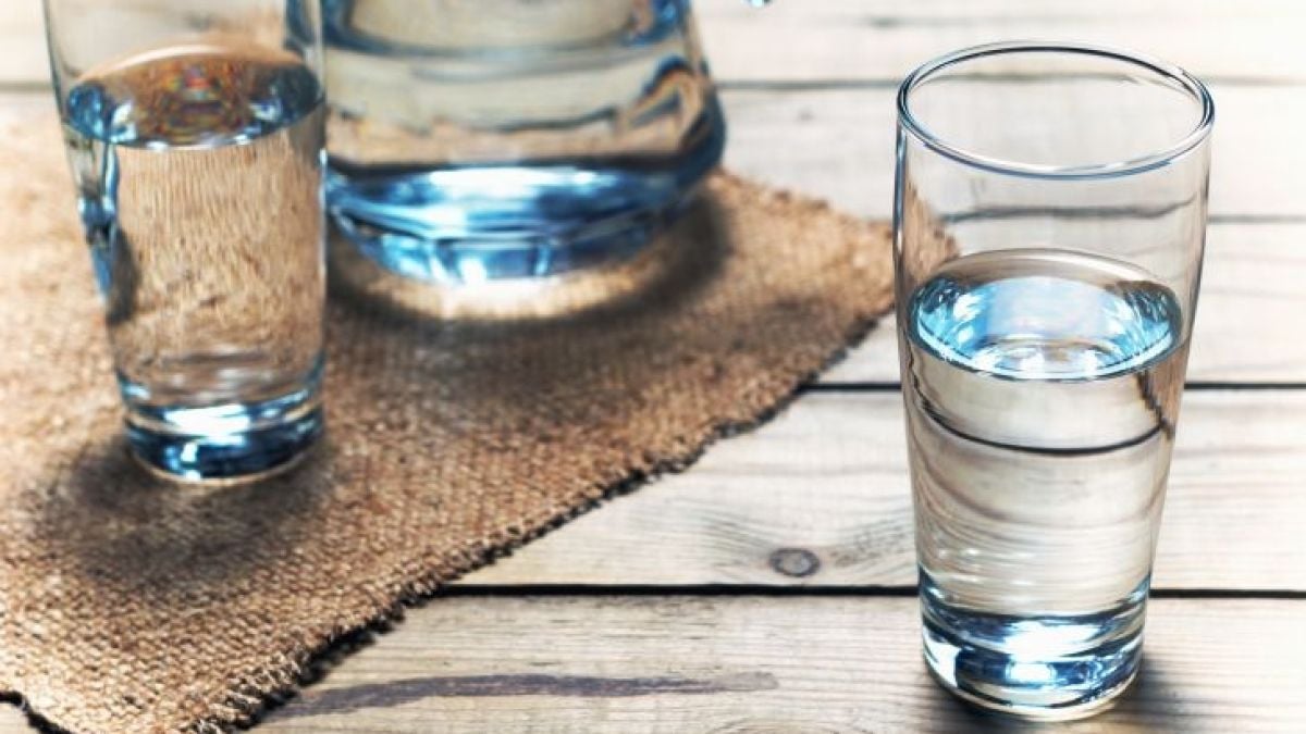 Тайната падна: Ето как трябва да пиете водата, за да отслабнете