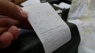 НАП каза как да разберем дали ни цакат с касовата бележка 