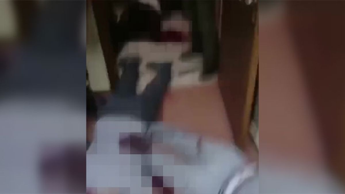 Потресаващо кървави кадри от стрелбата в съда в Москва: По пода лежат труповете на престъпниците (ВИДЕО 18+)