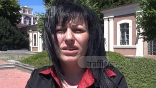 Партийната лидерка, обвинена в трафик на бежанци, се връща в ареста 