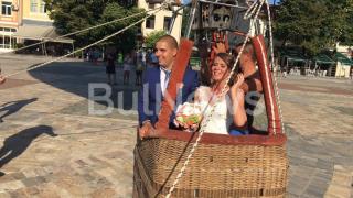 Петьо и Весела се върнаха във Враца, за да се врекат във вечна вярност и получиха изненада, която ще помнят цял живот (СНИМКИ/ВИДЕО)