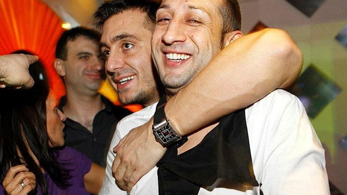 Смях до сълзи! Няма да предположите какви ги вършат Коцето и Тупалката след участие! Това ВИДЕО запали мрежата