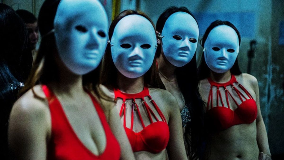 Разтърсващи СНИМКИ 18+: Тук навсякъде мирише на секс - зад кулисите на китайския град на греха