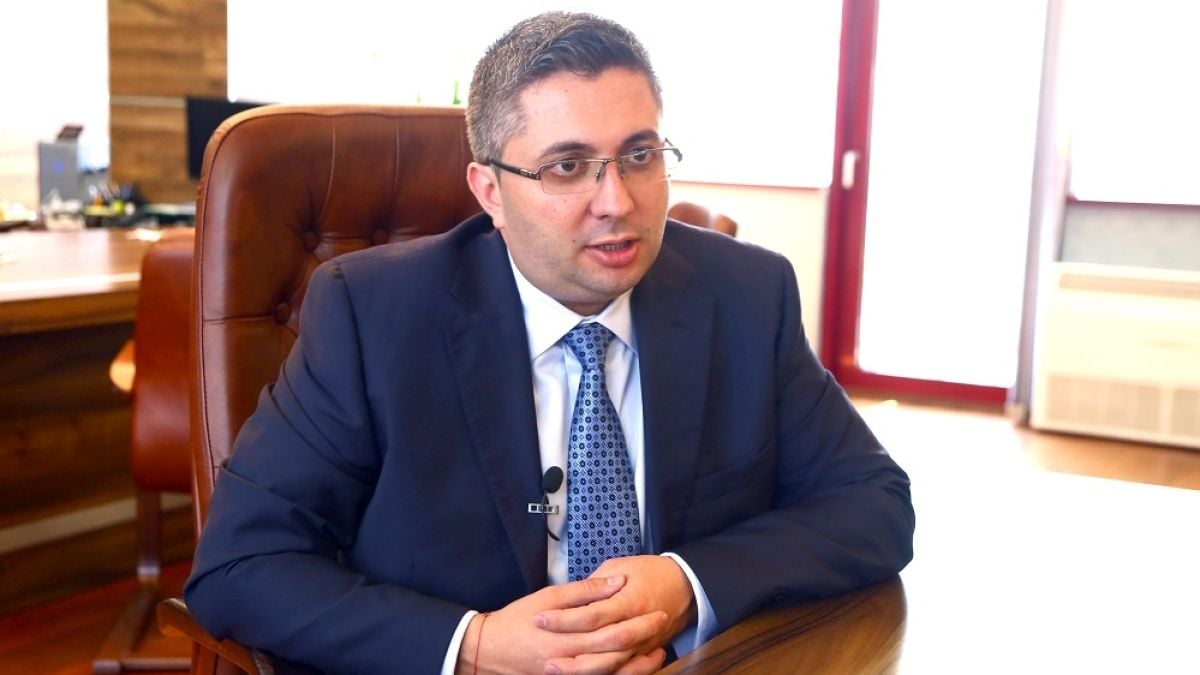 Министър Нанков: Даваме „зелена" светлина на дълго чакани пътища за 3 милиарда лева