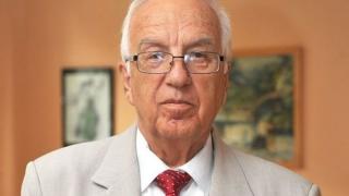 Проф. Христо Мермерски разкри много прост трик, който ще ни спаси в жегите 