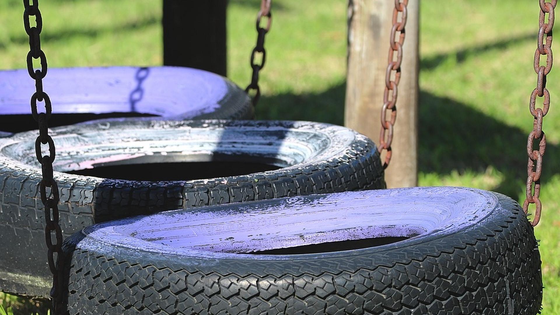 Да се смееш или да плачеш? Хасковска баба уж изведе внучето си да се полюлее, но тя самата направи голяма беля