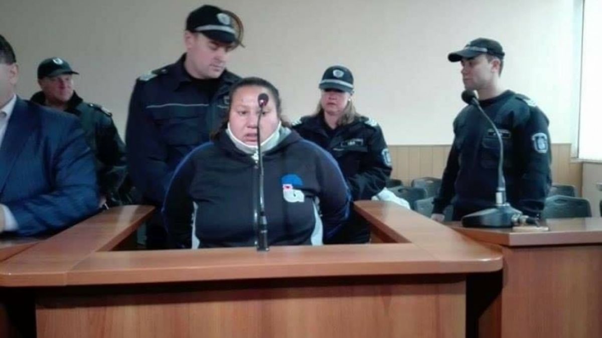 Разследващи разкриха ужасяващия начин, по който ромката Донка е убила бабата в Дълбок извор 