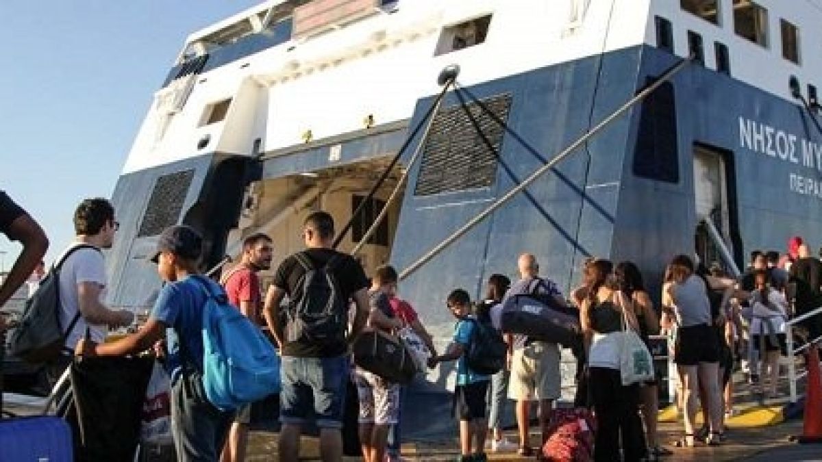 В Атина все едно бомба е паднала