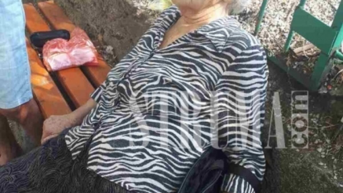 Къде погребахме човещината?! Възрастна жена припадна на пейка, но това, което последва е повече от бездушно