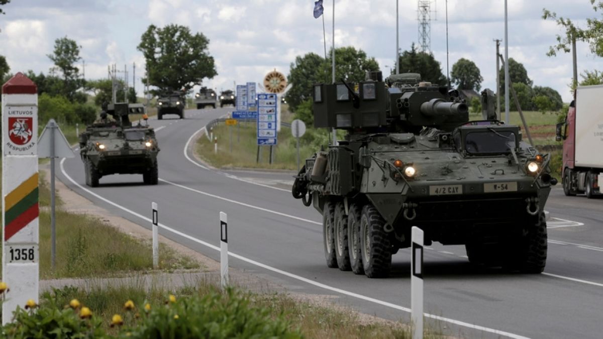 Bloomberg: Европейската митница е новия опасен противник на НАТО  