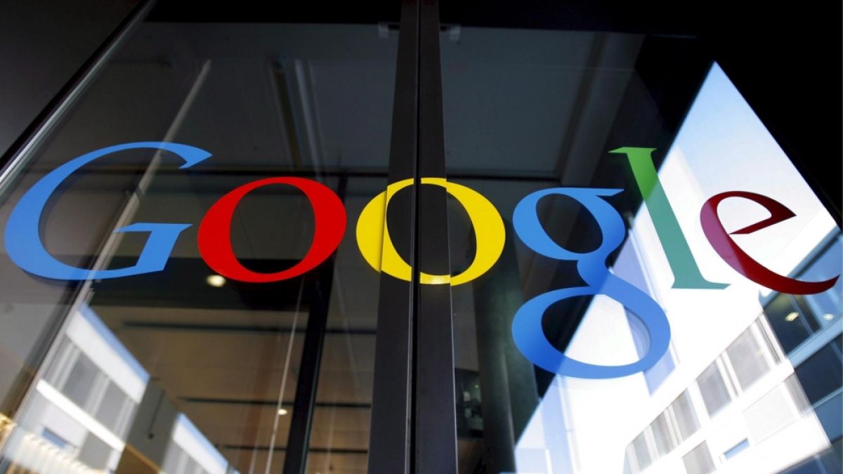 Най-накрая! Google Play премахна заразени с шпионски код приложения