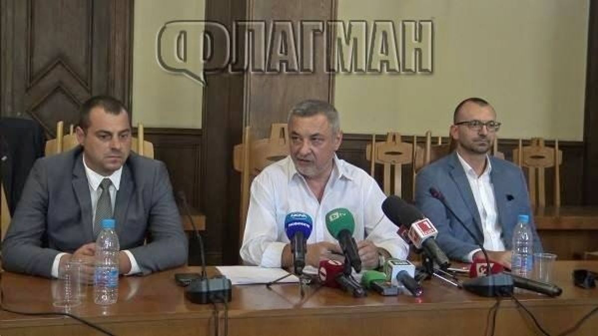 Валери Симеонов отвърна на недоволните и обяви в кой курорт ще са следващите проверки 