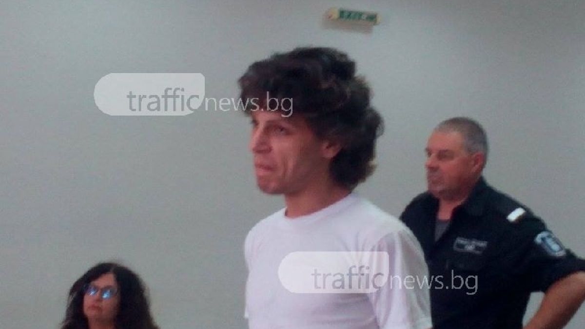 Травеститът Благовест заплашил със смърт съседка, полицаи го сгащили в булчинска рокля