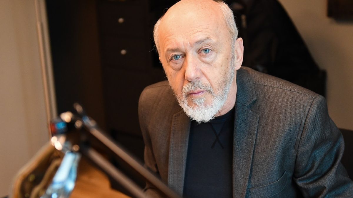 Стоян Алексиев разкри пред "ШОУ": Зная кой стои зад атаката със скандалните снимки, потресен съм! 