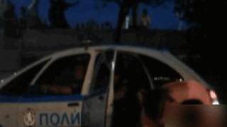 Драма в Поморие: Момиченце, обляно в сълзи, тича по крайбрежната алея и търси мама и татко