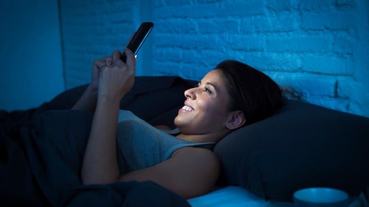 Ето как светлината на вашия смартфон се отразява на мозъка и тялото