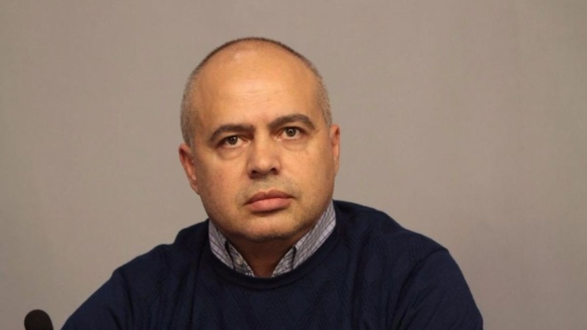 БСП захапа лошо Борисов: Цариградско издържа 11 години, а Черни връх 11 дни