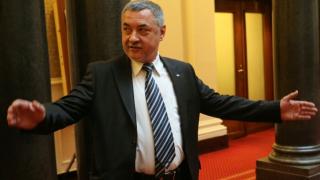 Валери Симеонов избухна: И в Ибиса затягат контрола, вицепремиерът показа много любопитни ГРАФИКИ