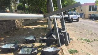 Тежък инцидент в кирковско село по чудо се размина без кръв и жертви (СНИМКИ)