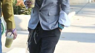 Те казаха не на блясъка: 20 знаменитости, които в обикновенния живот изглеждат като бездомници (СНИМКИ)