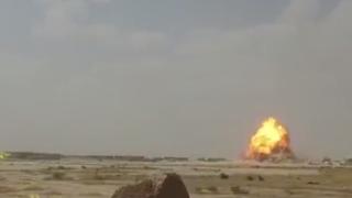 Зрелищно ВИДЕО от Мосул! Камикадзе размисли в последния момент и...