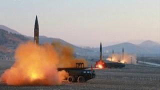 „Московский комсомолец“: Ситуацията на Корейския полуостров все повече напомня за барутен погреб