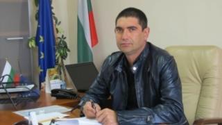 Председателят на ОбС - Септември, с чийто пистолет дете уби бизнесмен, и с други криминални издънки