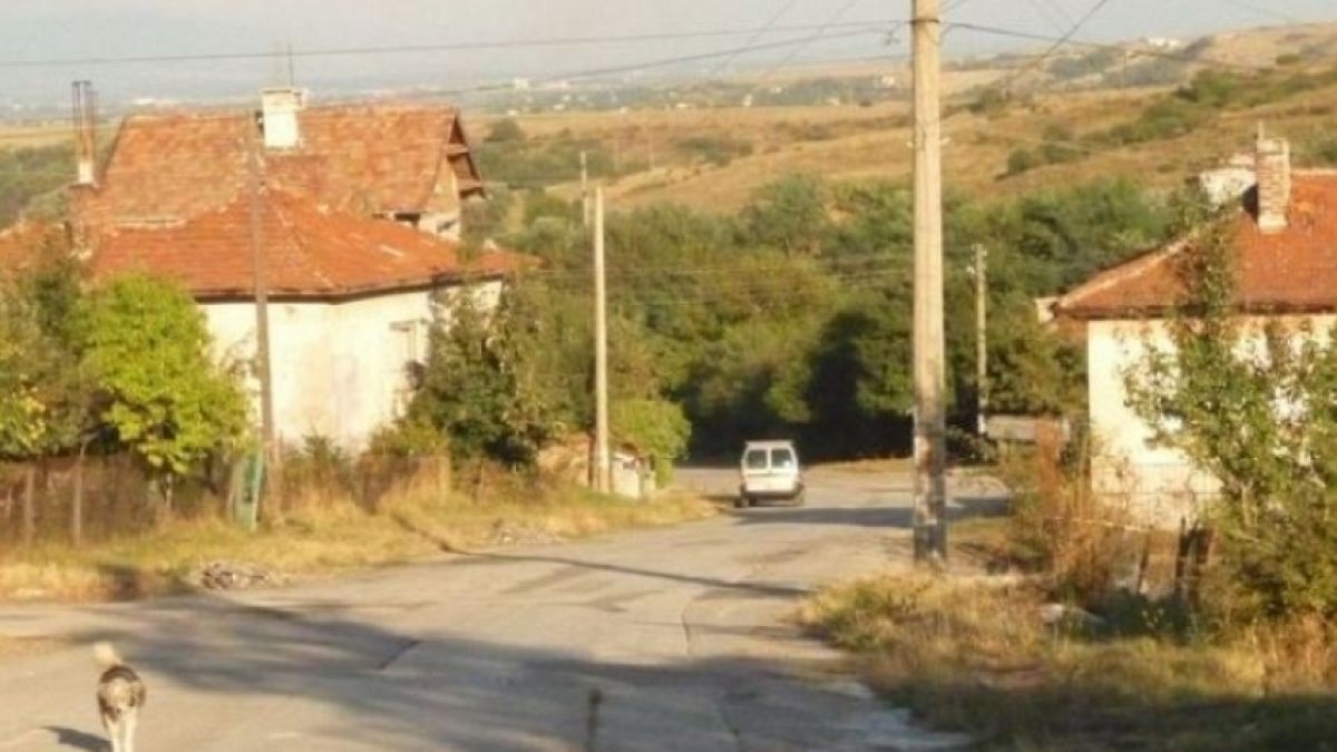 Чужденците – спасителите на българските села
