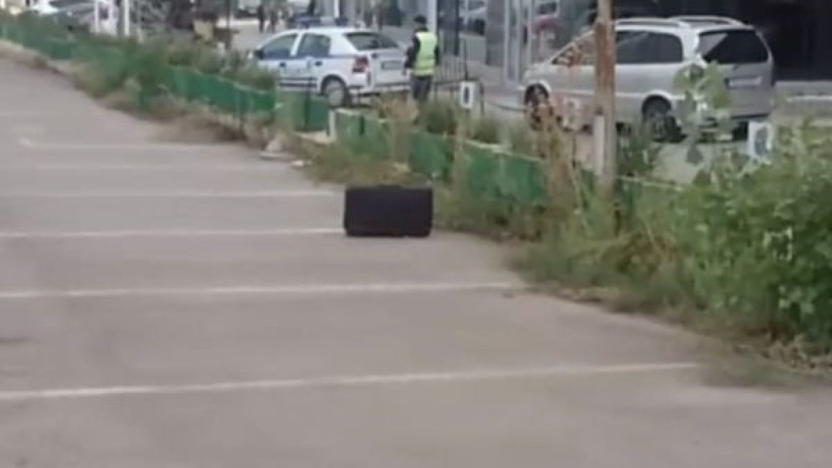 Извънредно: Паника на паркинга пред Нова телевизия, гъмжи от полиция (ВИДЕО/СНИМКИ)