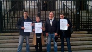 Само в БЛИЦ! ГД „БОЕЦ“ - поредната платена „гражданска“ клика, защитаваща фараона Цветан Василев 