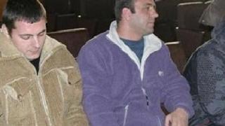 Осъден за зверско убийство страховит бос лъсна в нагла схема с Цар Плъх и Трола за Бургаския затвор