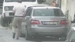 Светкавична реакция! Тръгна проверка за разследвания прокурор, който ходи с патерици, но само в съда  