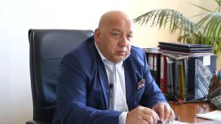 Кралев изброи "успехите" на служебното правителство на Радев