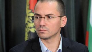 Ексклузивно в БЛИЦ! Ангел Джамбазки отговори на Кати Пири за бежанците и направо я съсипа: Няма да позволя да ни използват за боксова круша 