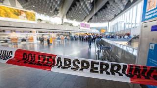 Разсипаха сълзотворен газ на международно летище в Германия има натровени 