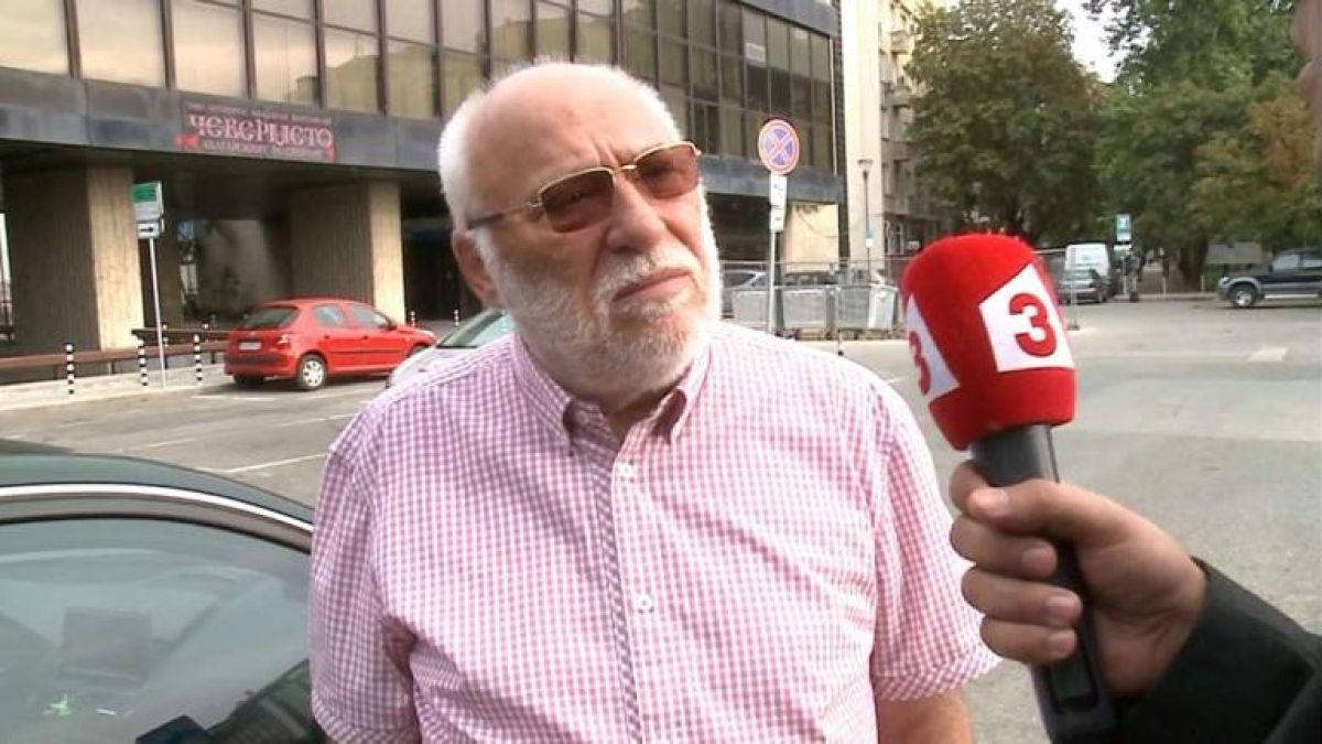 Скандалният бос и ортак на Цветан Василев – Емилиян Гебрев се пробва да завърти тлъста оръжейна далавера